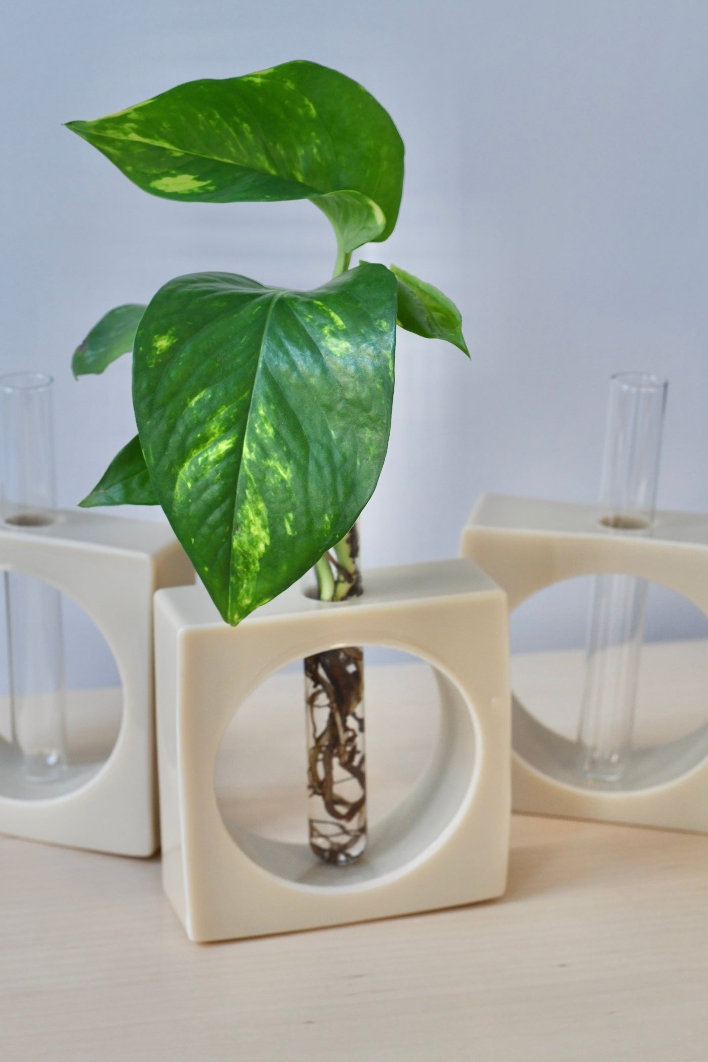 Limited-edition Thalo CO₂-Captured Vase