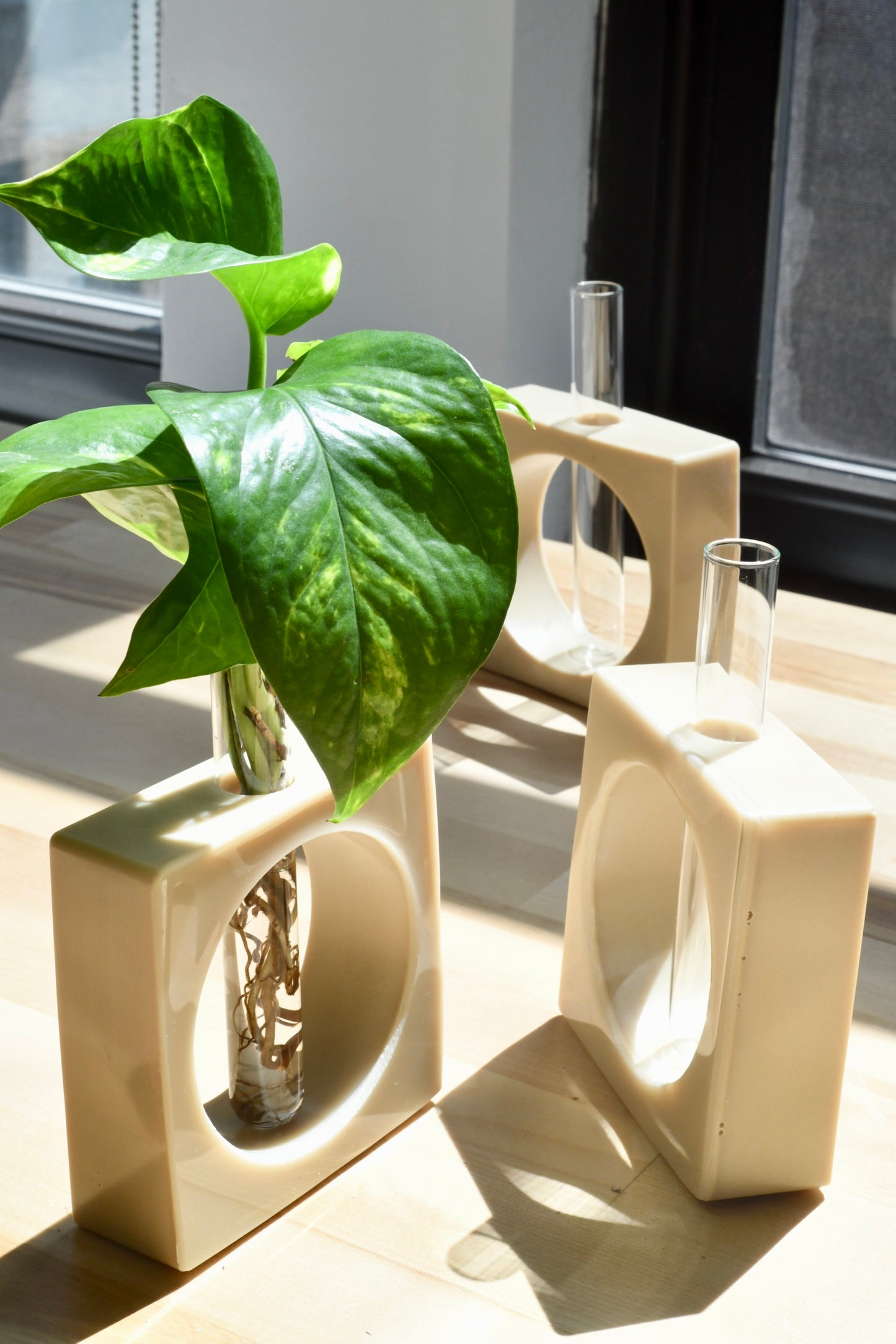 Limited-edition Thalo CO₂-Captured Vase