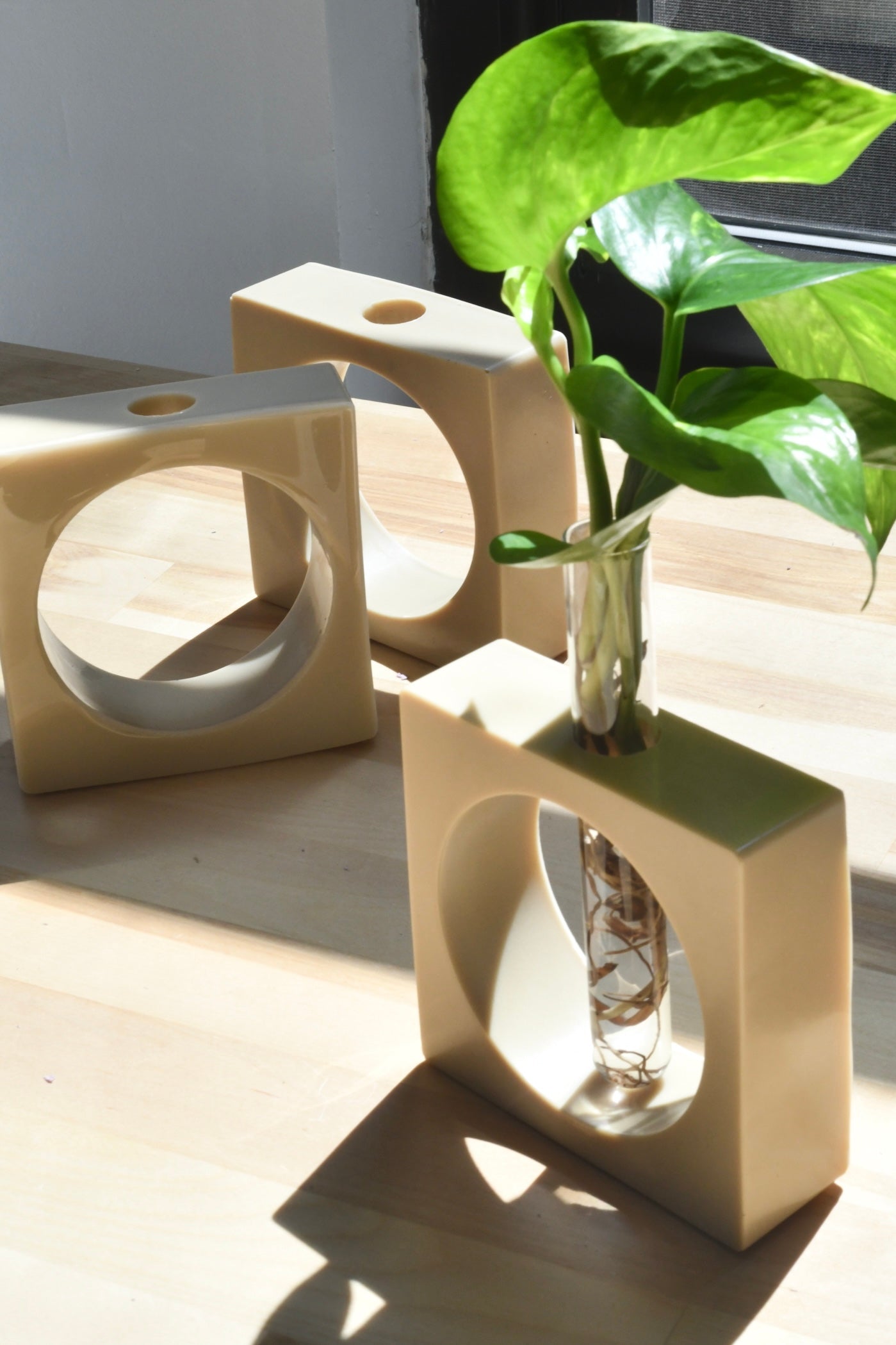 Limited-edition Thalo CO₂-Captured Vase
