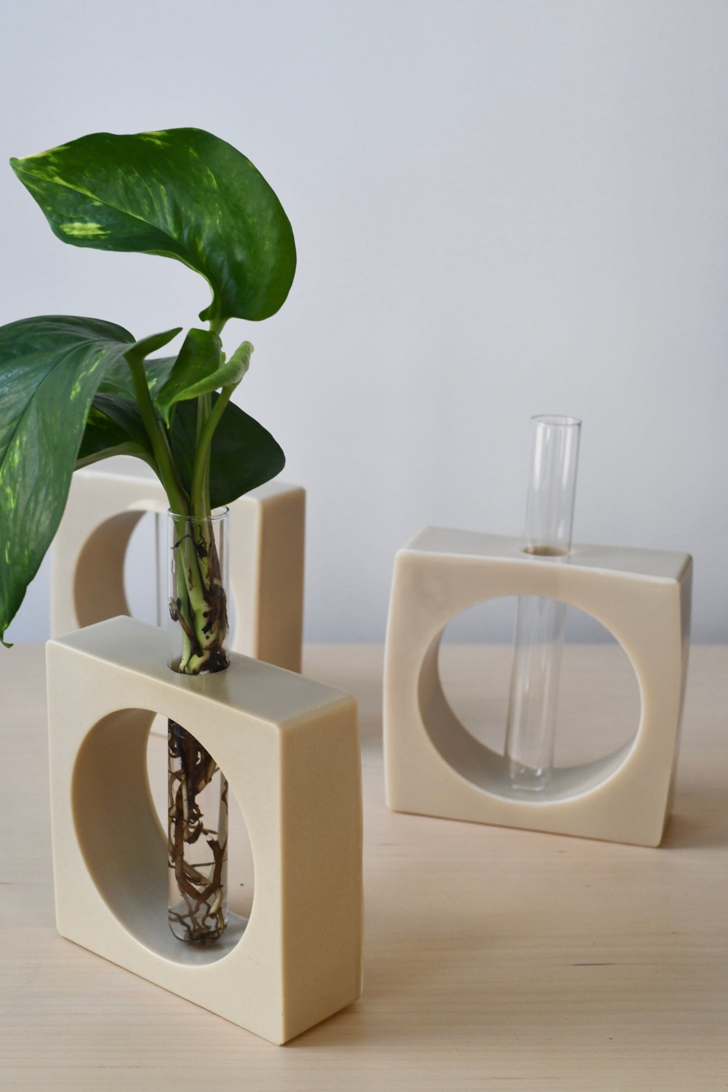 Limited-edition Thalo CO₂-Captured Vase